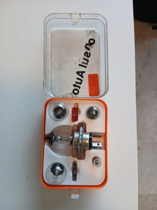 Kit luces y fusibles coche