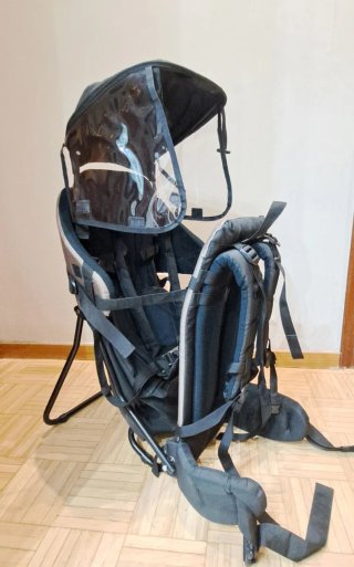 Mochila portabebés montaña