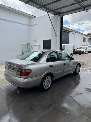 Nissan Almera 2004