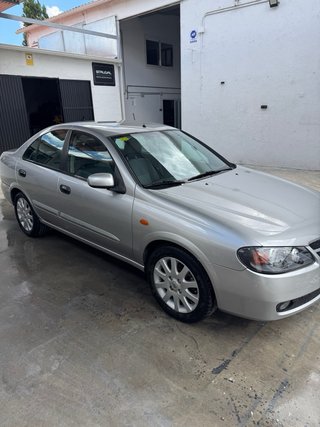 Nissan Almera 2004
