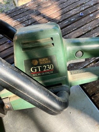 Cortasetos Eléctrico Black+Decker GT 230