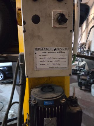 Elevador taller de 4 columnas
