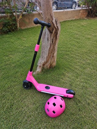Patinete Denver rosa + Casco infantil