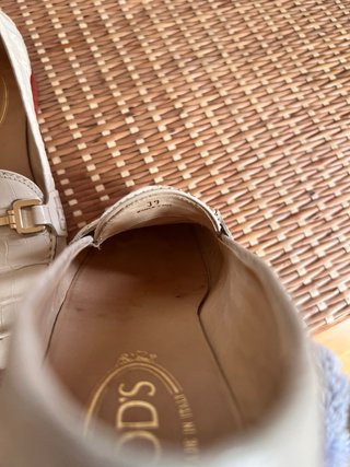 Mocasines Tod's Piel Cocodrilo Beige Talla 38