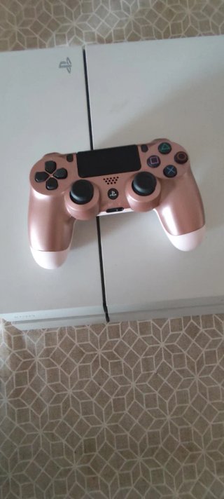 Playstation 4 PS4 Bianca