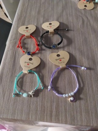 Pulseras Hechas a Mano