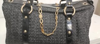Bolso Emporio Armani Negro y Dorado