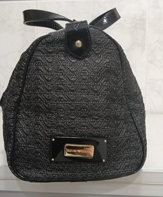Bolso Emporio Armani Negro y Dorado