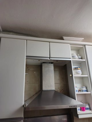 Muebles de Cocina Blanco. Se regalan sólo los mueb