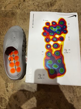 Chanclas Nike Mind Blancas y Naranjas