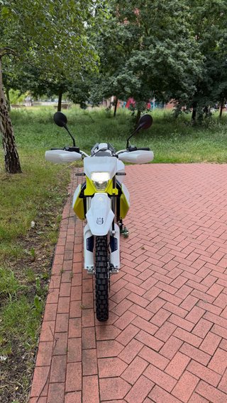 HUSQVARNA 701 ENDURO NUEVA A ESTRENAR!!!