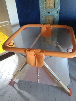 Box per bambini arancione