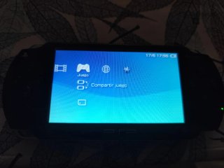 PSP 1004 Negra (LEER BIEN ABAJO) LECTOR ESTROPEADO