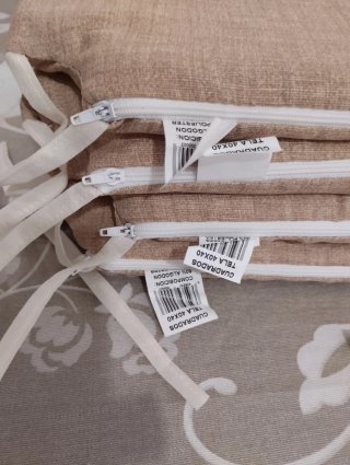 Cojines de tela de algodón beige
