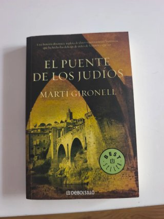 El libro El puente de los judíos