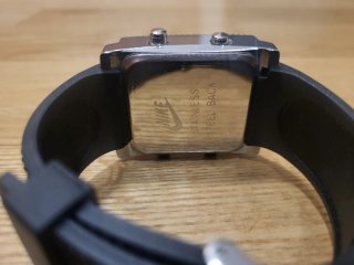 Reloj LED Nike  Negro