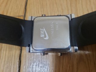 Reloj LED Nike  Negro
