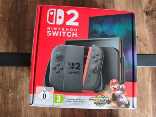 Nintendo Switch + Mario Kart World