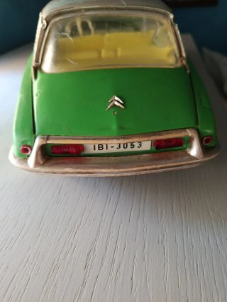 Coche Tiburón Paya Verde