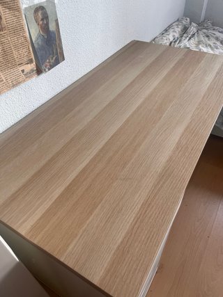 Escritorio madera con cajonera y silla