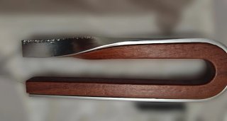 Colgante Adolfo Domínguez Madera y Acero