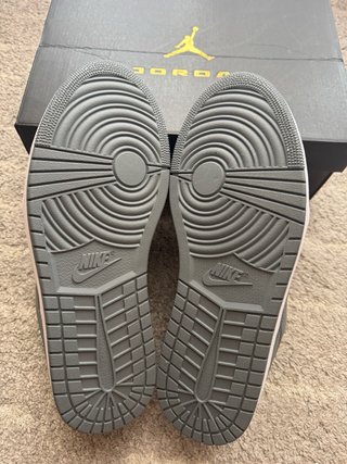 Scarpe Jordan Grigie e Bianche