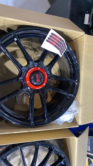 Llantas OZ Racing 19 Negras