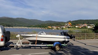 Barco con remolque