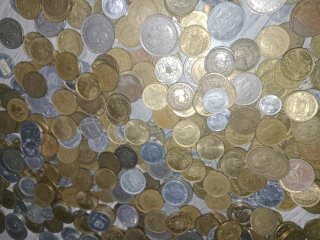 Monedas Pesetas - precio por moneda 1 Euro.