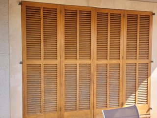 Persianas mallorquinas de madera