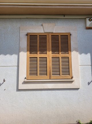 Persianas mallorquinas de madera