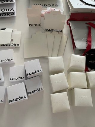 Lote Cajas y Bolsas Pandora Blancas