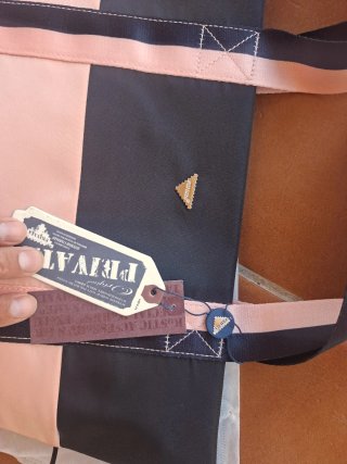 Bolso Privata Negro y Rosa Nuevo