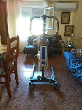 Grúa para levantar personas enfermas
