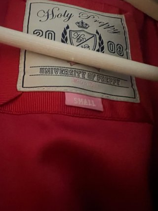 Americana Holy Preppy Negra y Roja