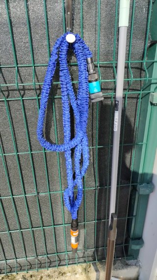 Manguera extensible azul