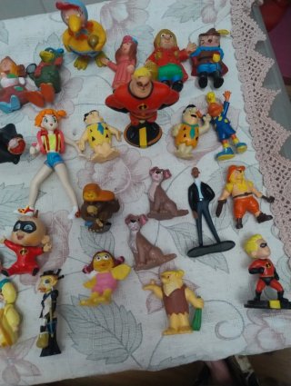 Lote de figuras PVC variadas