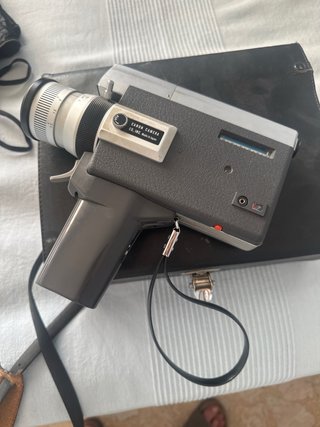 Cámara Super 8 Canon Zoom 814-2 con foco