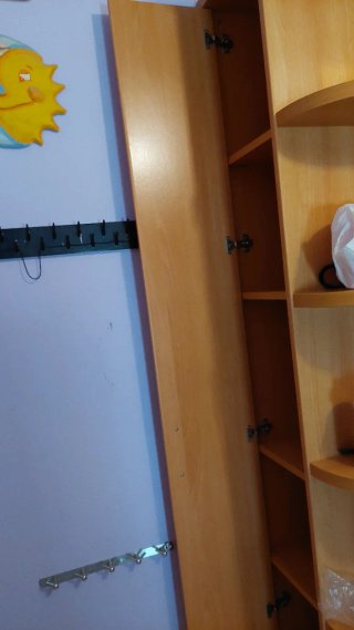 Mueble de dormitorio con escritorio