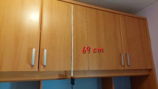 Mueble de dormitorio con escritorio