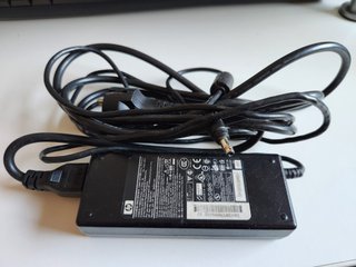 Cargador HP 90W Original Portátil