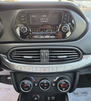 FIAT TIPO 1.4 I 95 CV UNICO DUEÑO IMPOLUTO