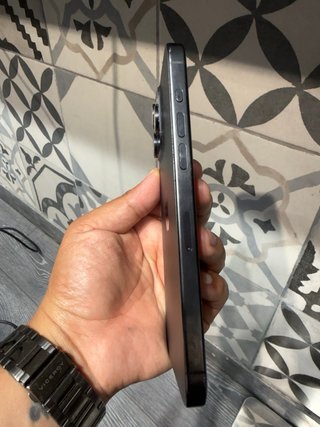 iPhone 15 Pro Max Space Gray