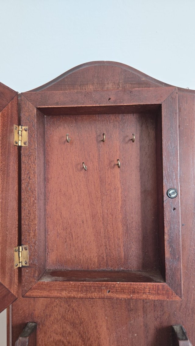 Cuelgallaves madera maciza decorativo con bolsillo