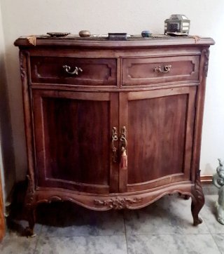 Mueble recibidor madera de nogal y mármol
