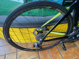 Bicicleta Stevens ARCALIS FRENO DISCO Y DI2 11v