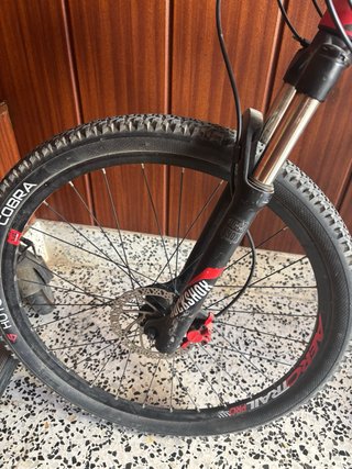 Bicicleta Montaña Rockrider 550 Roja