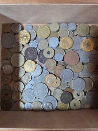 Monedas antiguas coleccionables tengo billetes