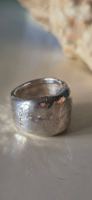 Anillo tous martele en plata maciza