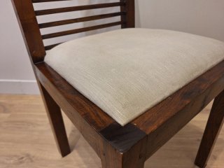 SET 4 SILLAS COMEDOR MADERA MACIZA (Nogal)